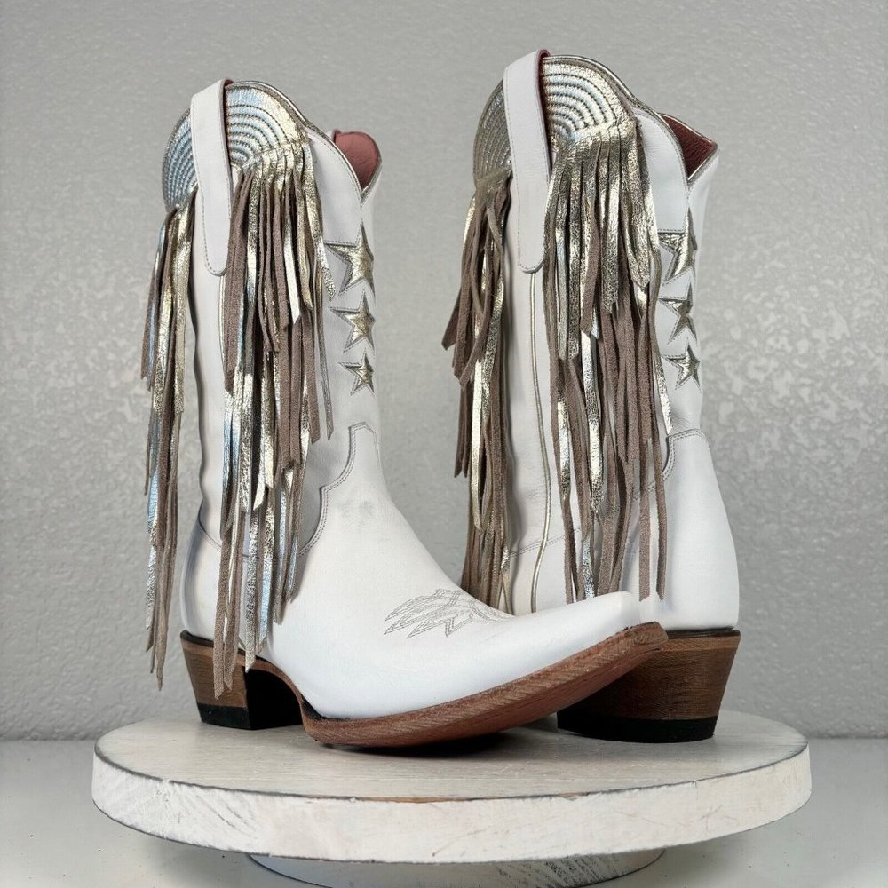 Junk Gypsy White Western Cowgirl Boots with Gold Fringe, size 7.5